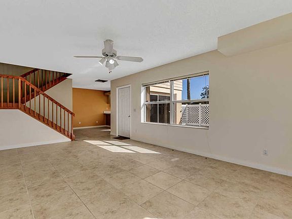 5th image of 3104 Hayden Ct