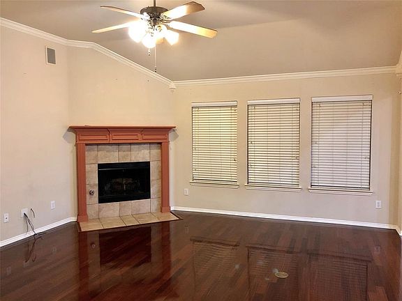 5th image of 5220 Meadowland Ln