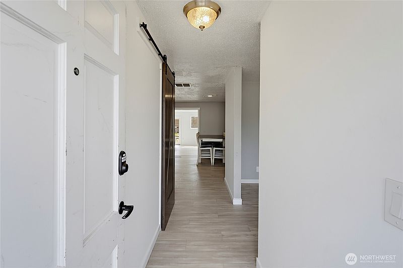2nd image of 11033 Kuhlman Road SE