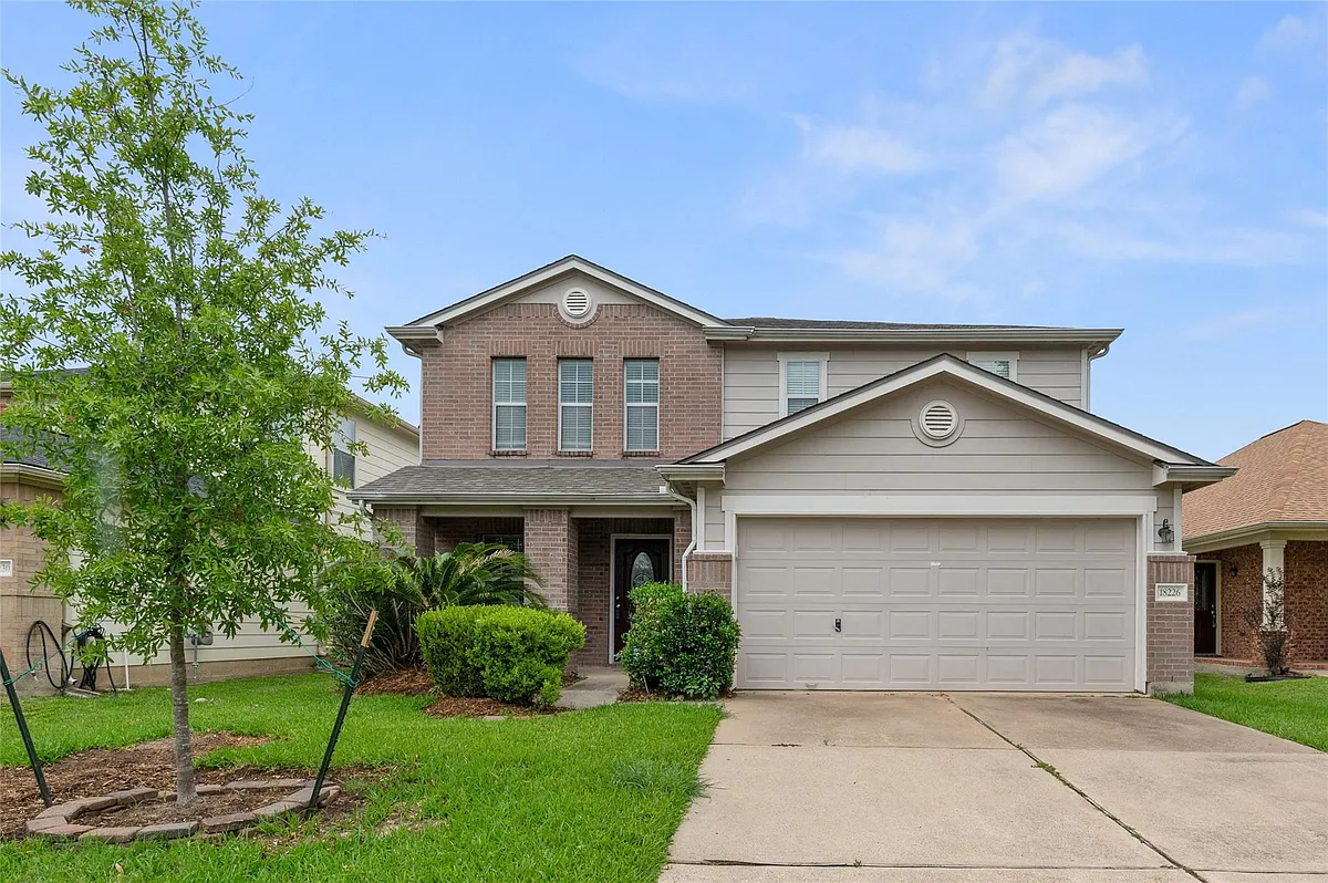 Photo 1 of 25 - 18226 Fair Grange Ln - Cypress, TX Primary Photo - 18226 Fair Grange Ln