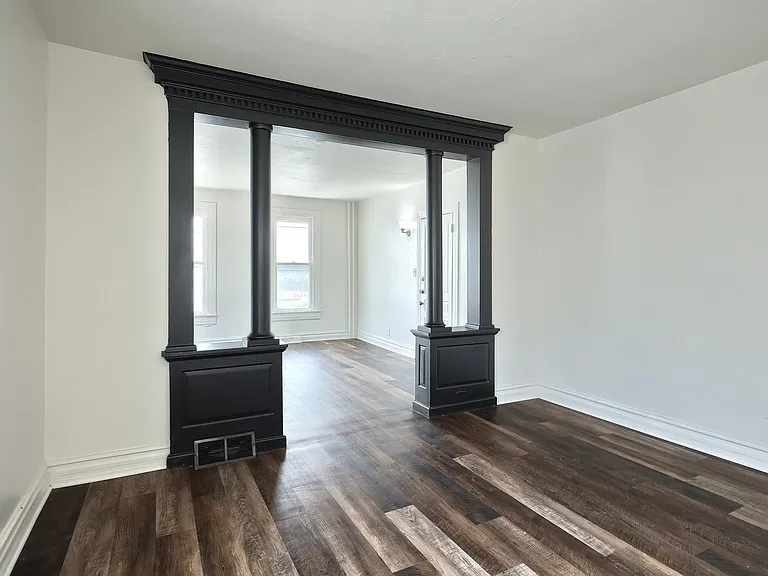 301 N Queen St #1 — Photo 14