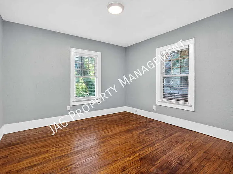 2512 Park St #3 — Photo 9