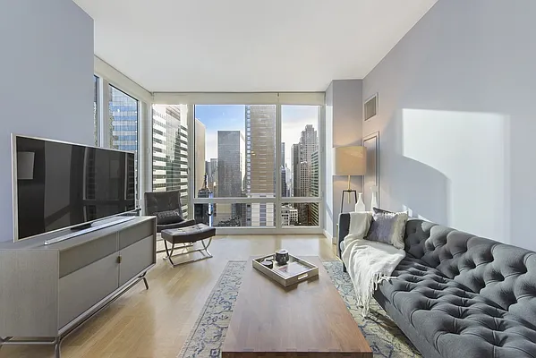 Rented by Nest Seekers International | media 40