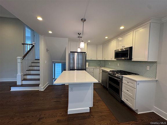 5th image of 3215 Eastern Parkway