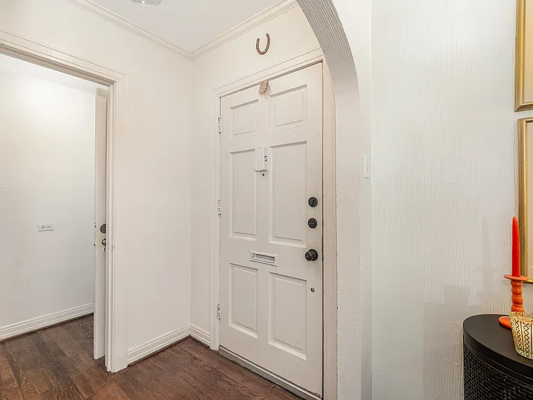 4220 Lovers Ln — Photo 14