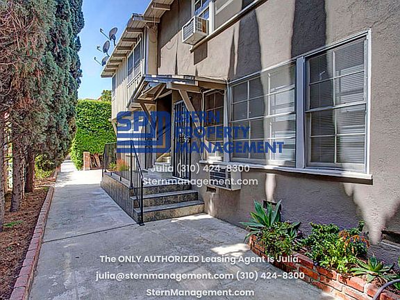 2nd image of 1532 S Bundy Dr APT D