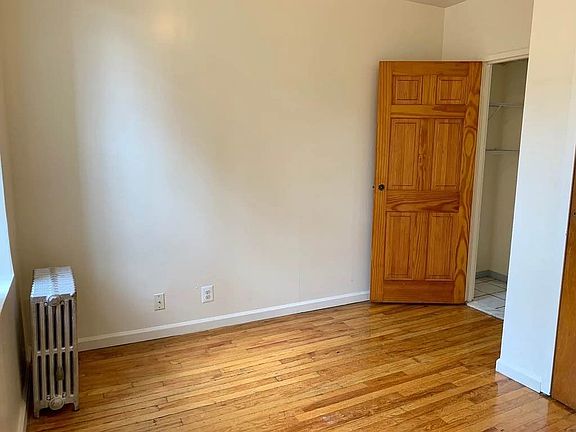 3rd image of 341 E 115th St #5
