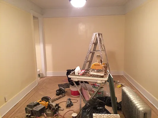 Rented by Edward Gugenheim, LREB | media 8