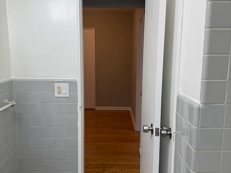 45 Morris Ave #18 — Photo 18