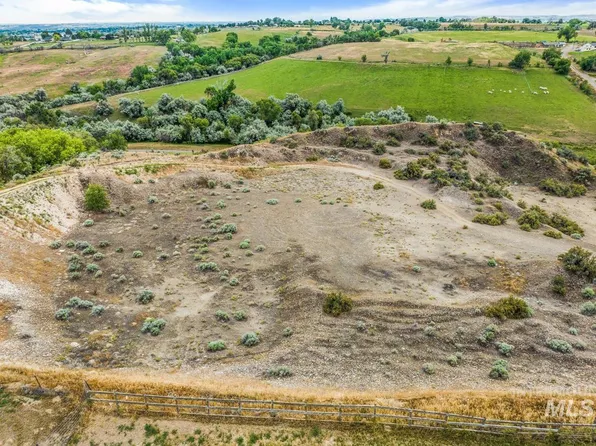 4405 Oak Rd, Ontario, OR 97914