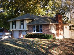 3605 S Dodgion Ave, Independence, MO 64055
