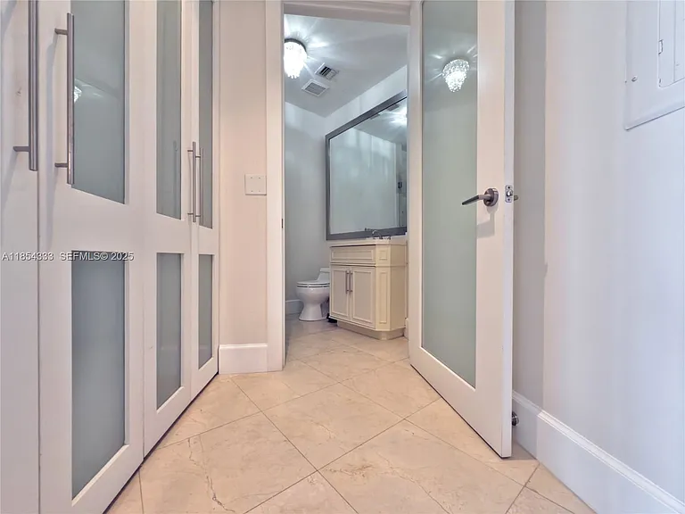 848 Brickell Key Dr #3 — Photo 8
