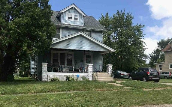 1st image of 140 Clinton Ave