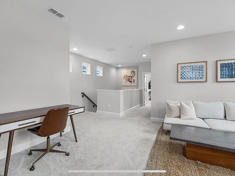 734 Rivington Ave — Photo 17