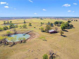 752 Cemetery Rd, West, TX 76691