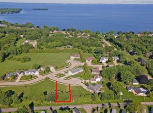 1006 Marway Ct #8, Oshkosh, WI 54901