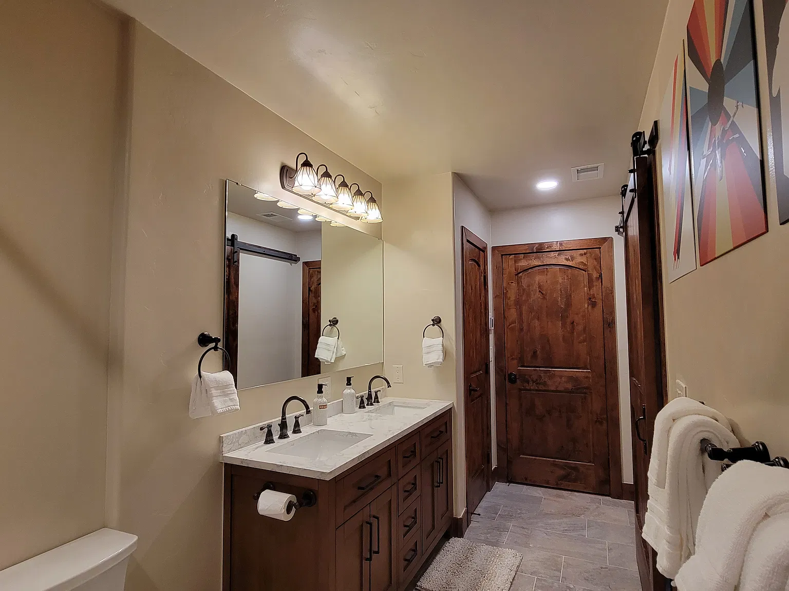 1 bed, 1200 sqft, $2,100 — Photo 3