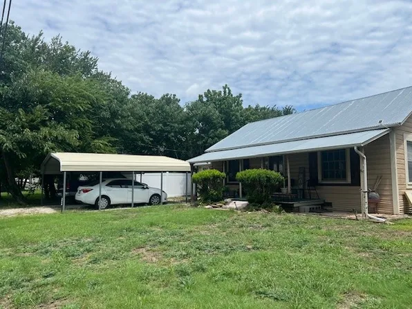 104 W Ross St, Waxahachie, TX 75165