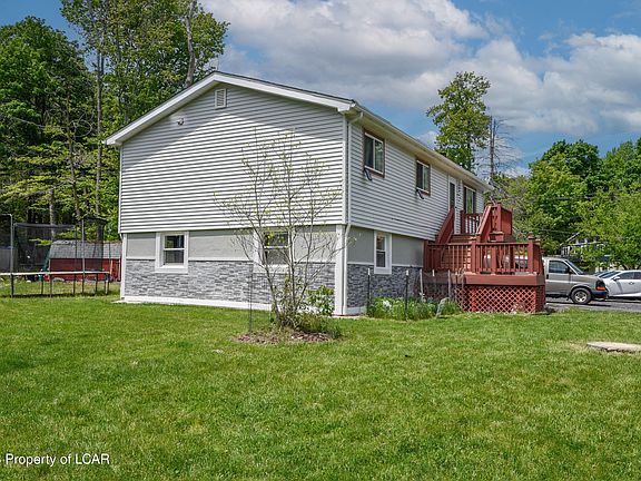 4th image of 1647 Sunny Side Dr