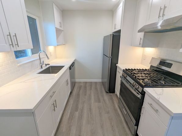 516 E Hillsdale Ct APT 1