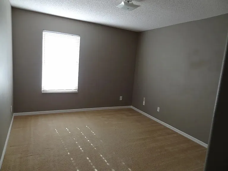 4025 Shawn Cir — Photo 9