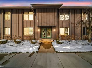 7465 Millrace Ln #103, Sagamore Hills, OH 44067