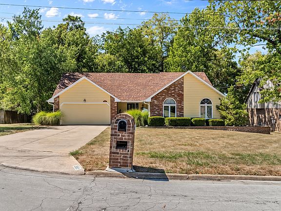 2nd image of 3865 N Williams Court
