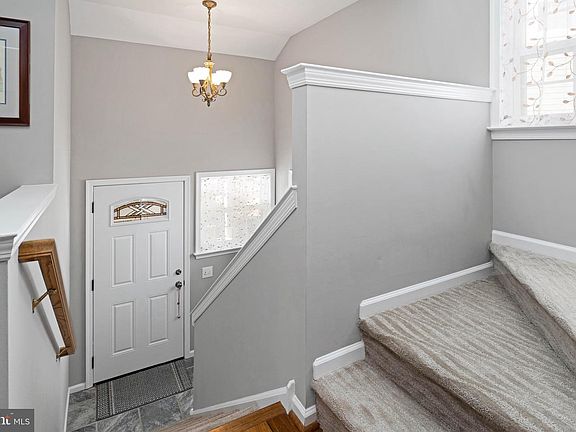 4th image of 1639 Briarwood Dr #145