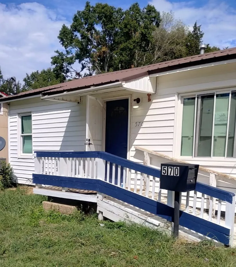 2 bed, 1056 sqft, $1,100 — Photo 3