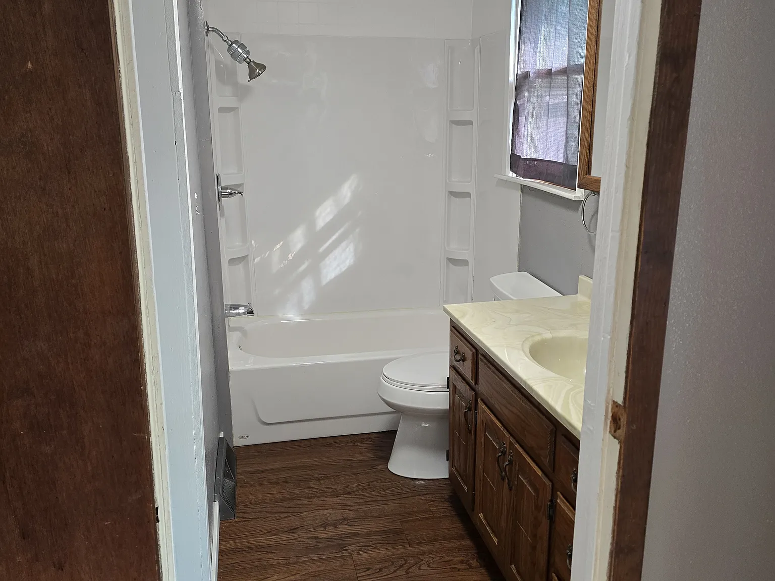 2 bed, 768 sqft, $750 — Photo 3