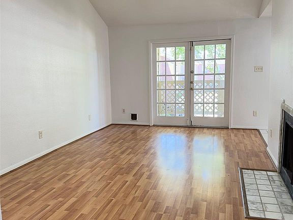 4th image of 8055 Cambridge St 34