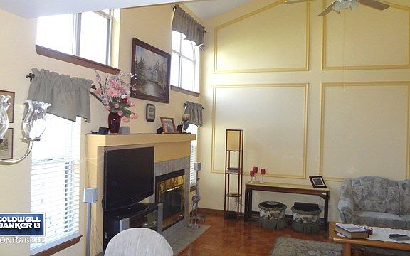 5th image of 4325 Larkspur Ln
