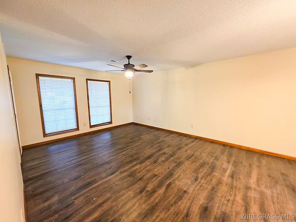 4th image of 115 Blackhawk Dr