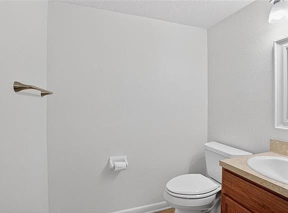 5th image of 2221 Neyrey Dr