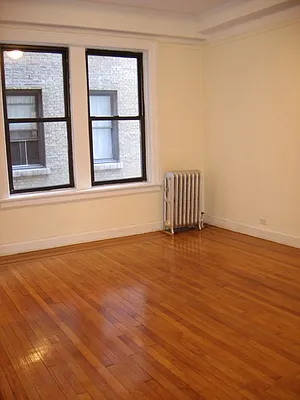 Rented by City Connections Realty | media 5