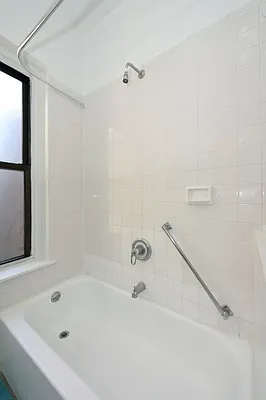 Rented by Aether Property Group | media 17