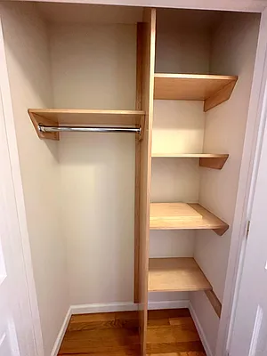 Rented by Luxian International Realty LLC | media 21