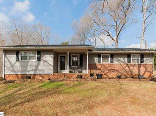 1206 Davenport Rd, Simpsonville, SC 29680
