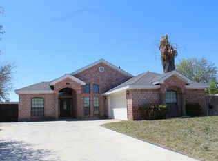 408 Loma Blanca, Carrizo Springs, TX 78834