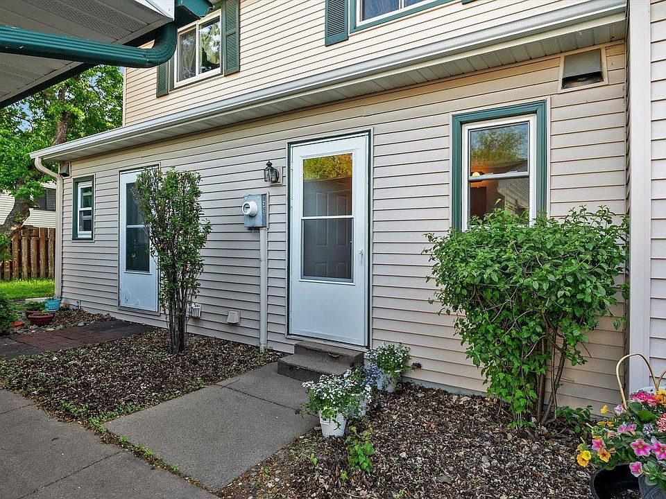 1st image of 836 Woodgate Dr #109