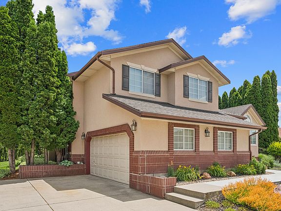 3rd image of 1087 W Barnes Dr