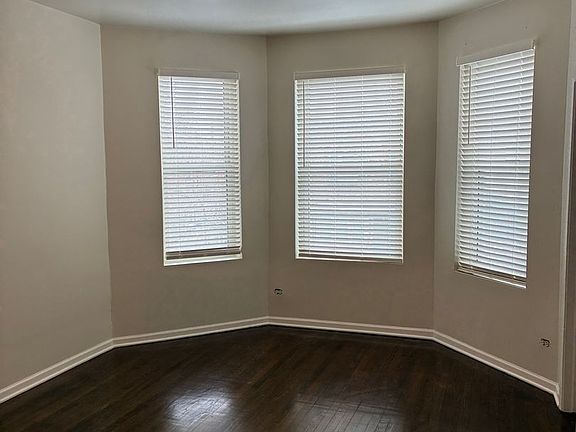 3rd image of 1235 S Kolin Ave #2