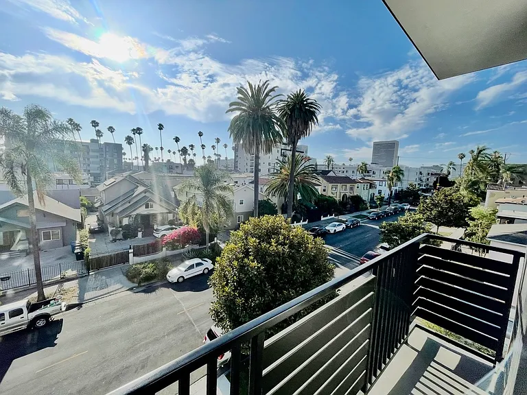928 S Catalina St #6 — Photo 9