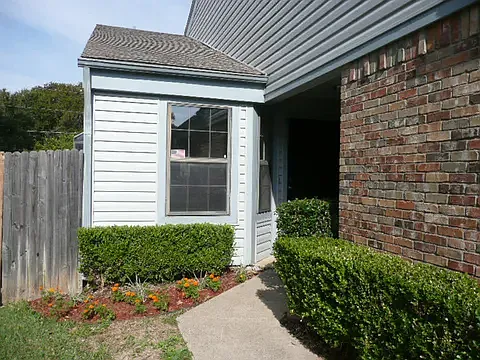 5304 San Mateo Ct — Photo 3