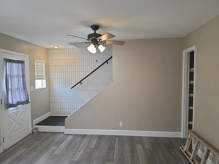 781 N Valley View Dr #34 — Photo 3