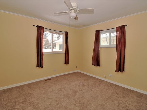 4th image of 1519 Highland Ave
