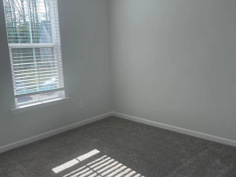 596 Glen Clova Dr — Photo 20
