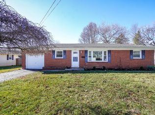 118 Ash Ln, Blanchester, OH 45107