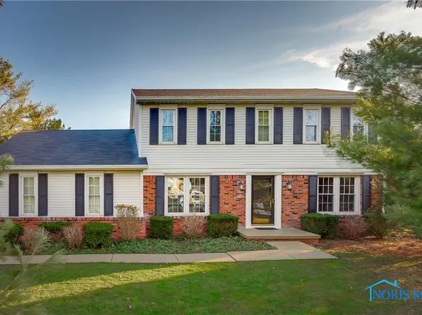 591 Carol Ln, Perrysburg, OH 43551