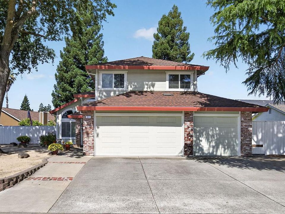 1st image of 611 Copper Way
